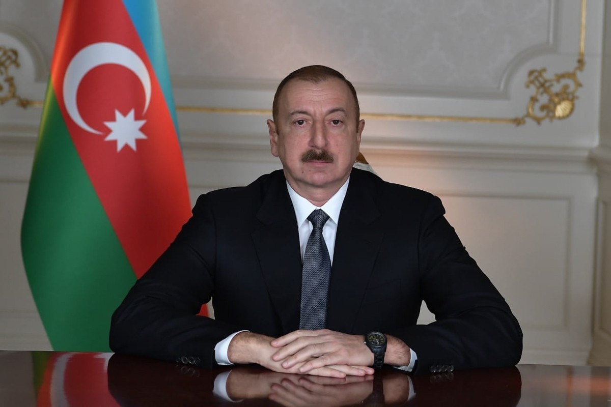 Prezident İlham Əliyev FIFA U-15 dünya çempionatının və festivalının açılış mərasimini izləyib